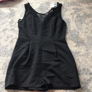 NWT shorts romper with pockets